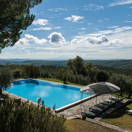 Casa Vacanze Villa Giusterna Monte Benichi Экстерьер фото