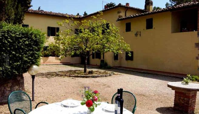 Casa Vacanze Villa Giusterna Monte Benichi Экстерьер фото