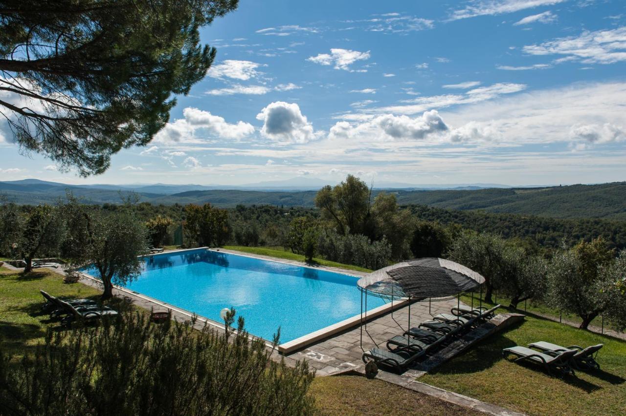 Casa Vacanze Villa Giusterna Monte Benichi Экстерьер фото