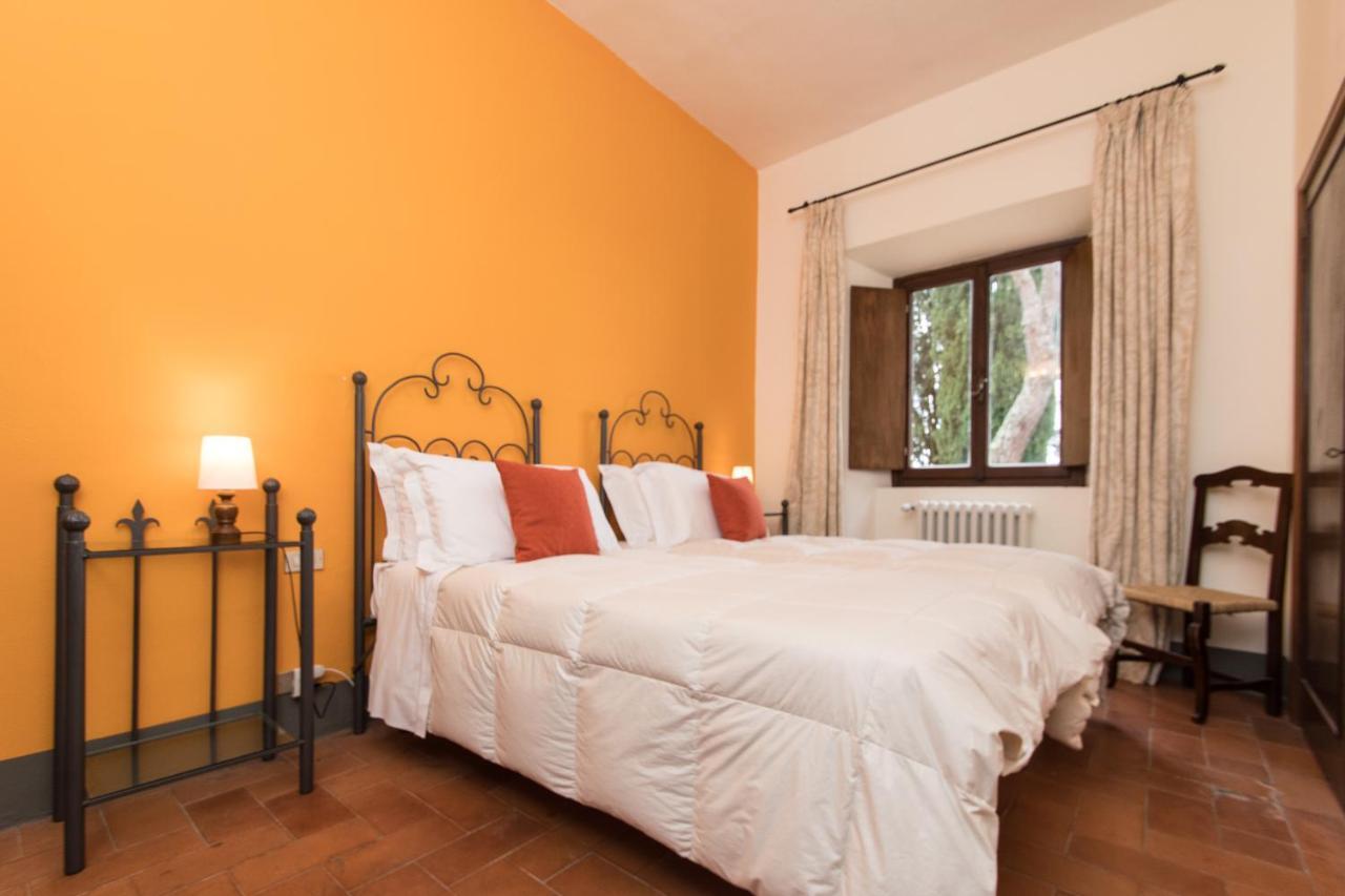 Casa Vacanze Villa Giusterna Monte Benichi Экстерьер фото