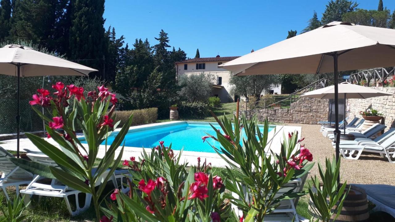 Casa Vacanze Villa Giusterna Monte Benichi Экстерьер фото