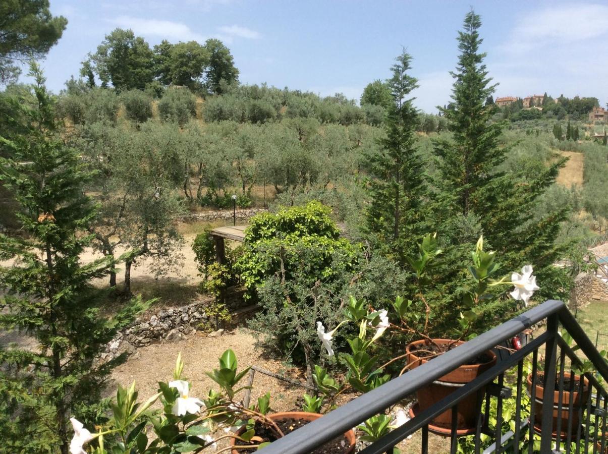Casa Vacanze Villa Giusterna Monte Benichi Экстерьер фото